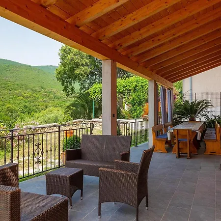 Oliva Vilea Holiday home *