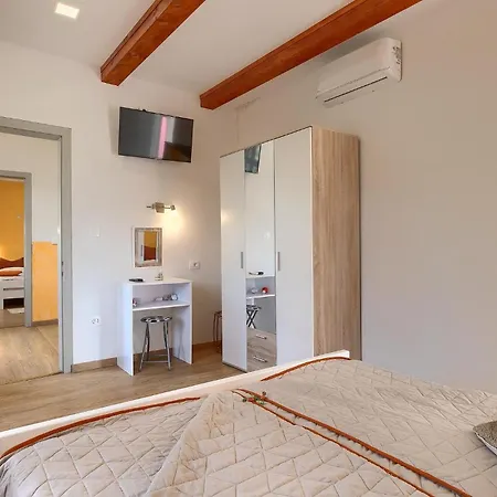 Holiday home Oliva Vilea