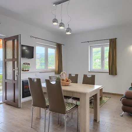 Oliva Vilea Holiday home Sveta Marina