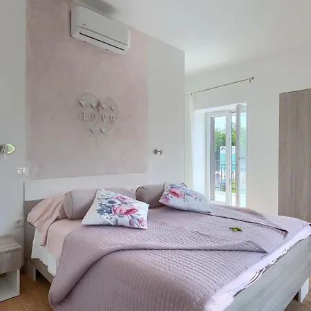 Holiday home Oliva Vilea